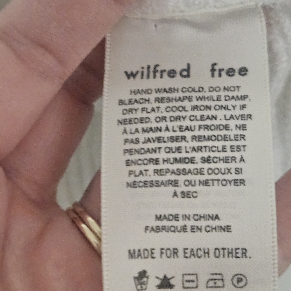 Aritzia Wilfred Sweater size medium - Picture 6 of 12